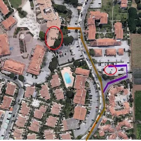 Isles Evasion-parking-100m Plages-commerces לה-לונד-לה-מורה