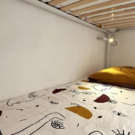 Isles Evasion-parking-100m Plages-commerces